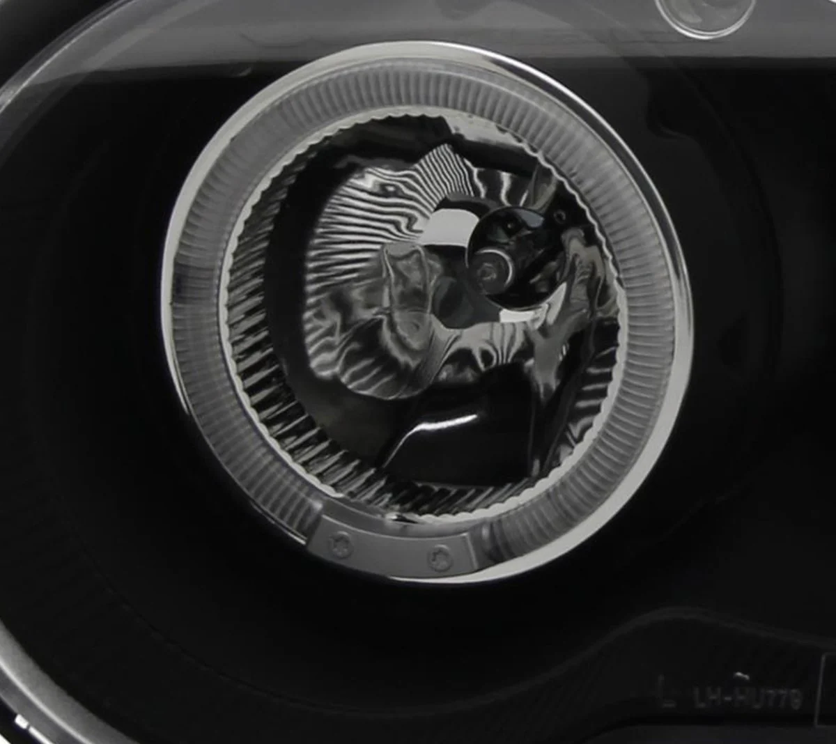 Spec-D Halo Style Projector Headlights w/ Matte Black Base and Clear Lens 2004-2005 WRX / 2004-2005 STI w/ OEM Halogen Lights - Image 6