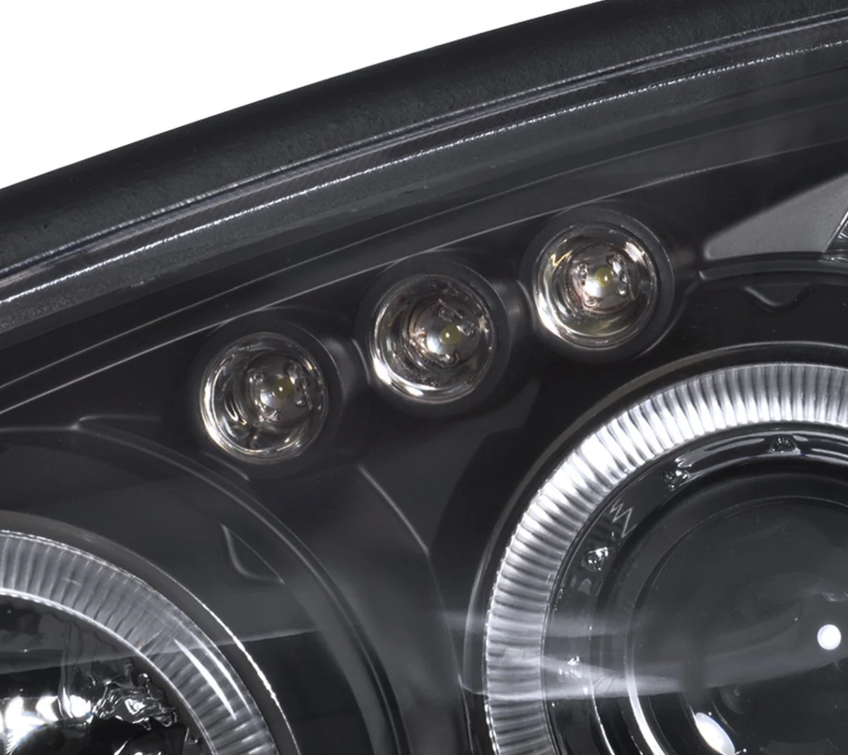 Spec-D Halo Style Projector Headlights w/ Matte Black Base and Clear Lens 2004-2005 WRX / 2004-2005 STI w/ OEM Halogen Lights - Image 8