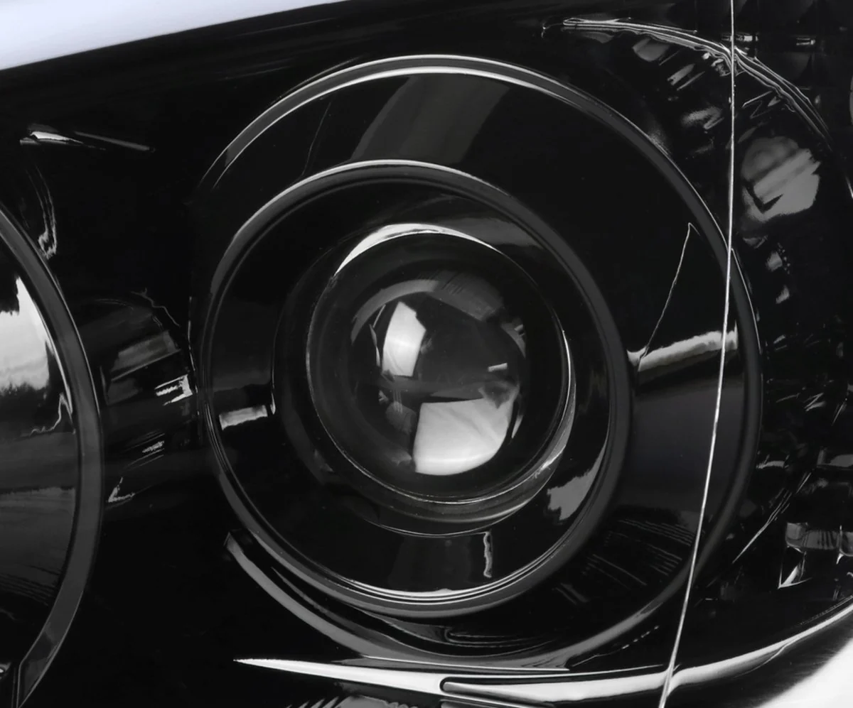 Spec-D LED Bar Style Projector Headlights w/ Gloss Black Base and Clear Lens 2004-2005 WRX / 2004-2005 STI w/ OEM Halogen Lights - Image 7