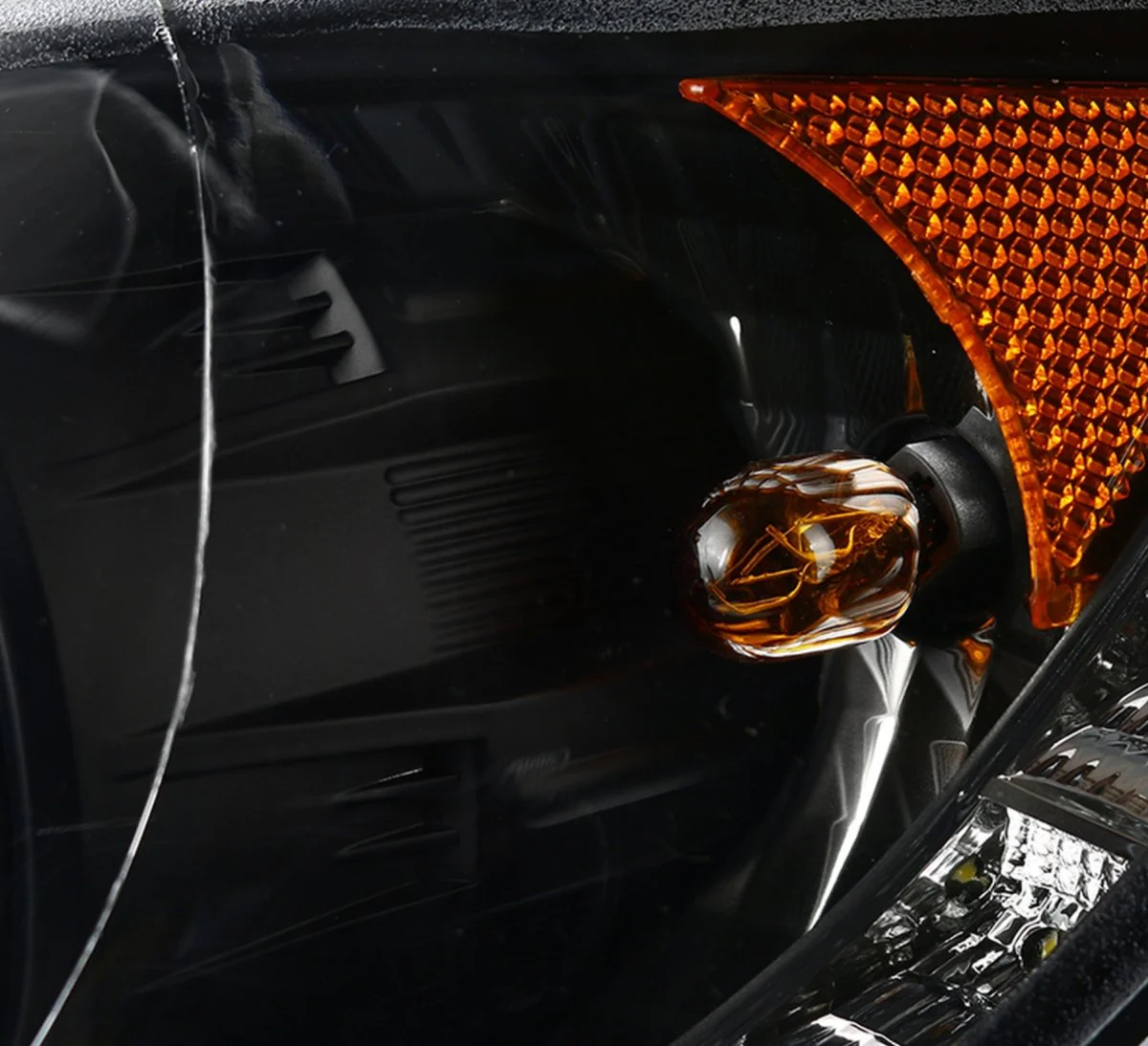 Spec-D LED Bar Style Projector Headlights w/ Gloss Black Base and Clear Lens 2006-2007 WRX / 2006-2007 STI w/ OEM Halogen Lights - Image 9