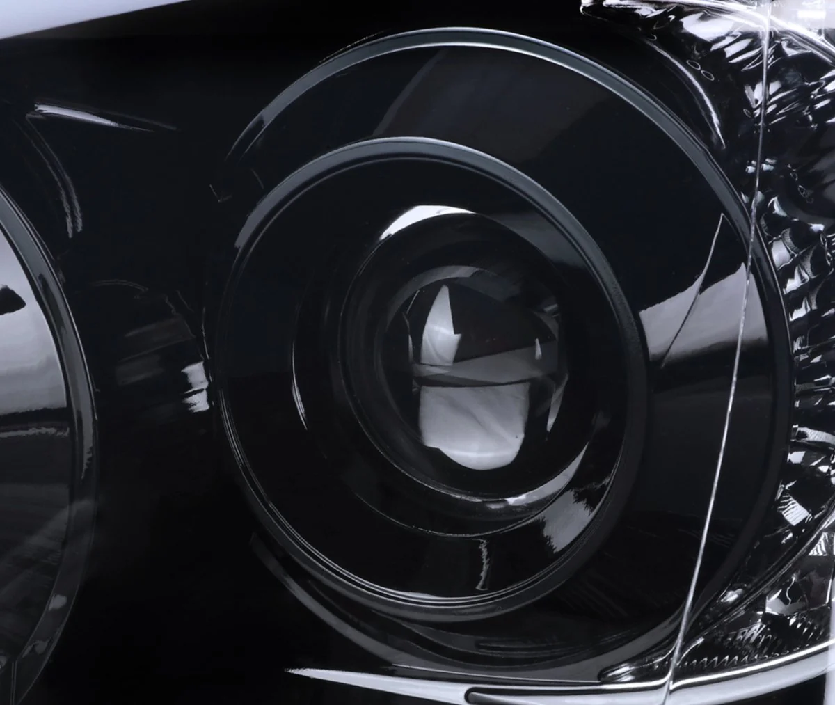 Spec-D LED Bar Style Projector Headlights w/ Gloss Black Base and Smoke Lens 2004-2005 WRX / 2004-2005 STI w/ OEM Halogen Lights - Image 7